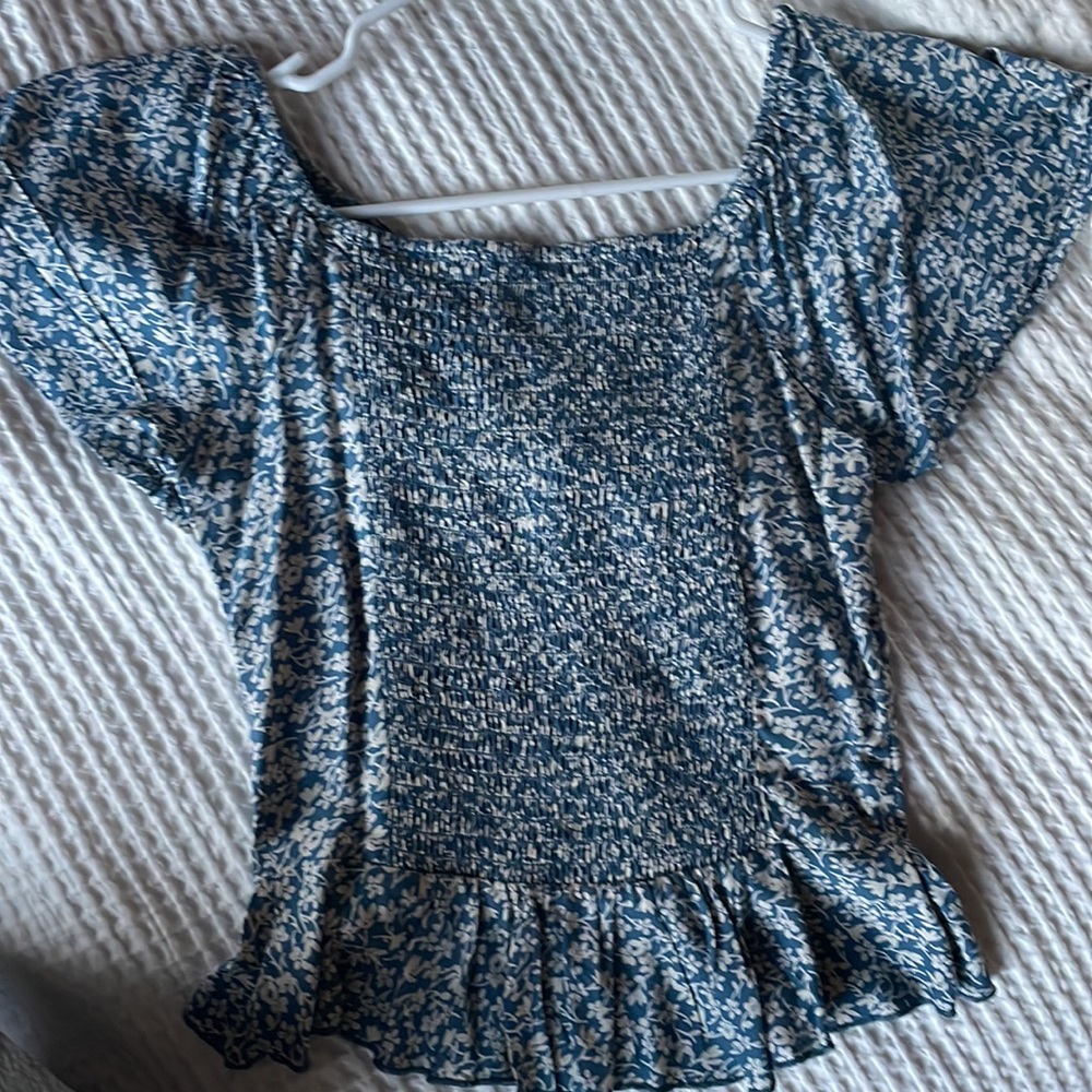 Blue floral stretchy crop top - Picture 4 of 4
